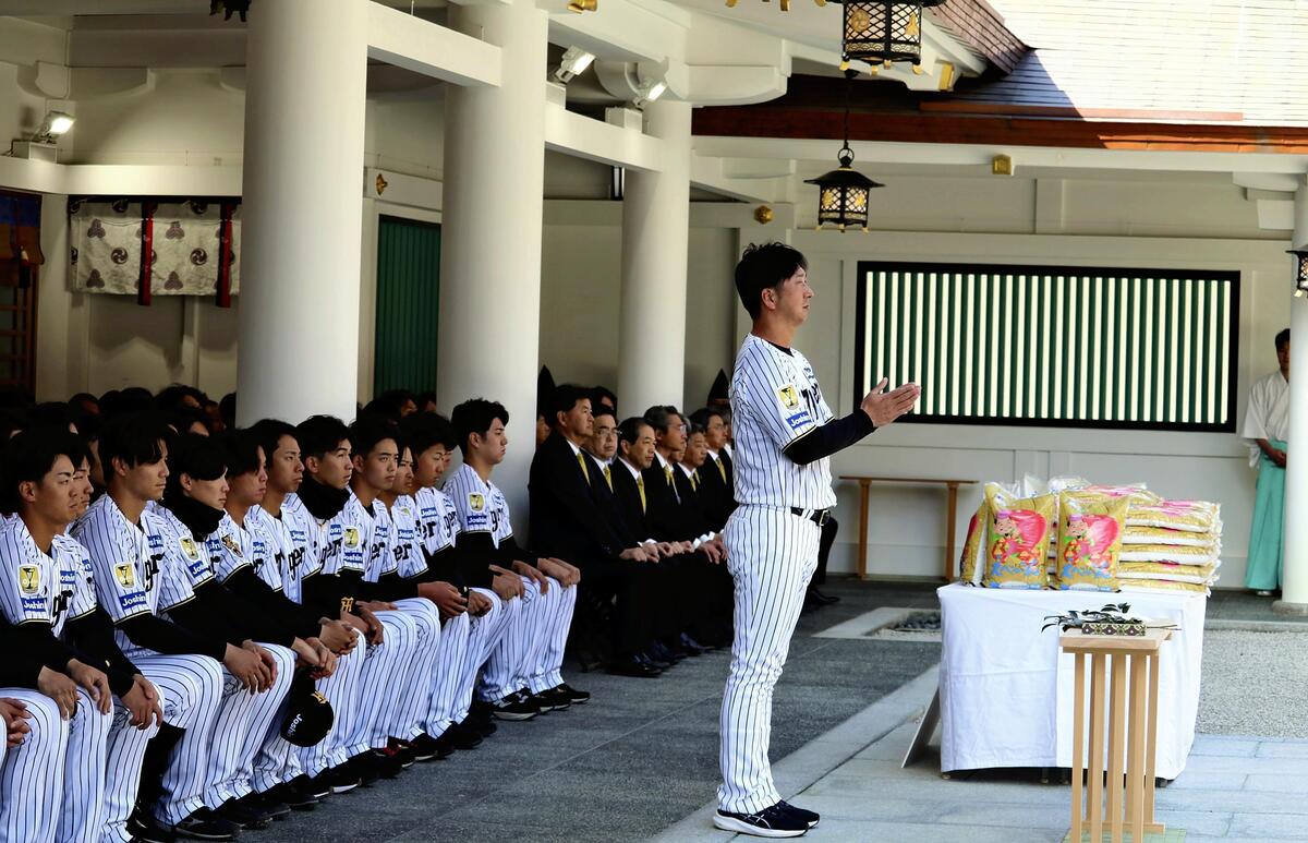 プロ野球セ・リーグ公式戦開幕を前に阪神タイガース・藤川球児監督や