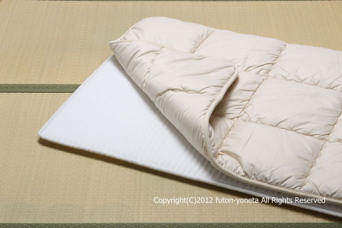 エアミール敷マット（フローリングにも最適なマット）