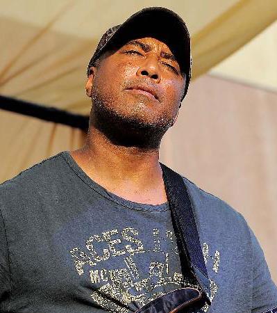 バーニー・ウィリアムズついに引退 ヤンキース一筋16年 松井とも