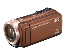 新大容量バッテリー内蔵により、連続撮影約5時間を実現した