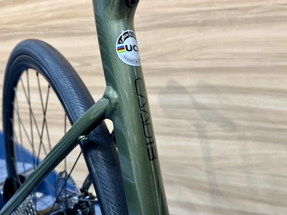 105搭載ロードバイクが10万円代！！！元試乗車がお求めやすくなってい