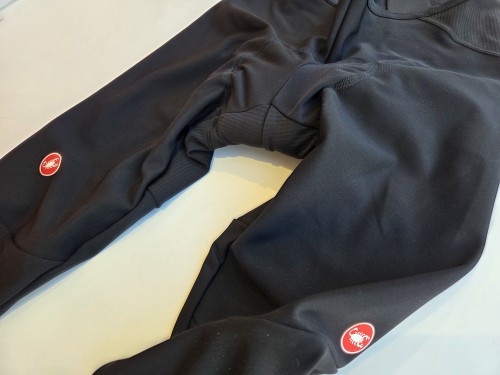 ウェアSALE追加！】走りたい欲を叶える機能性を備えた高機能ビブタイツ