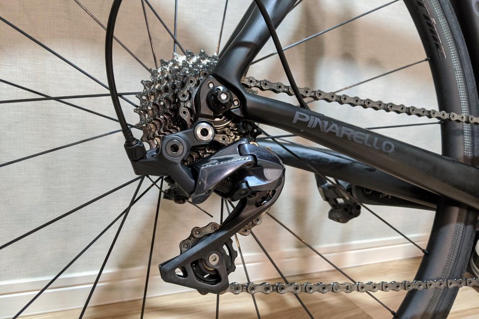 105からアルテグラのリアディレイラーに交換した（PINARELLO Razha