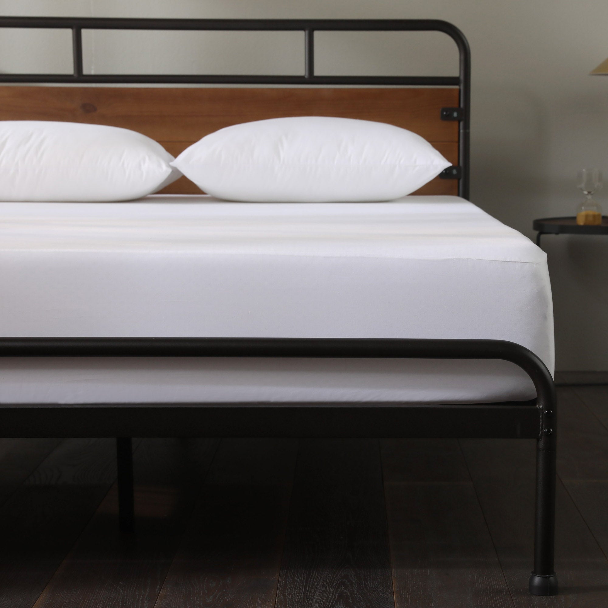 Santa Fe パイプ＆ウッドベッドフレーム | 【公式】ZINUS（ジヌス