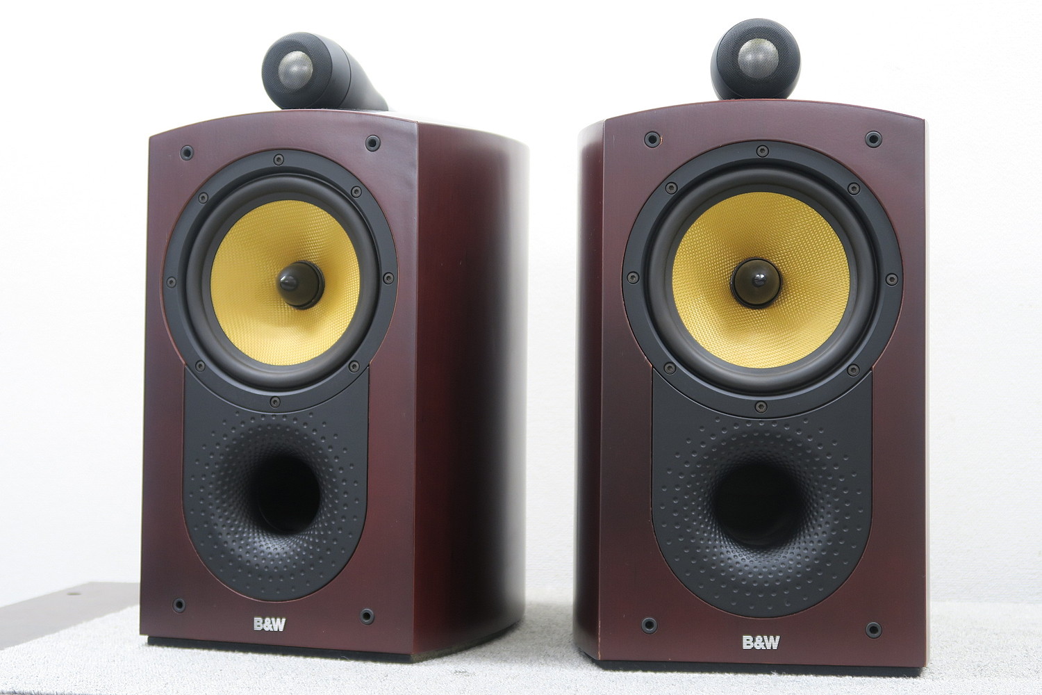 ビーアンドダブリュー B&W Nautilus 805 スピーカーペア @48388 / 中古