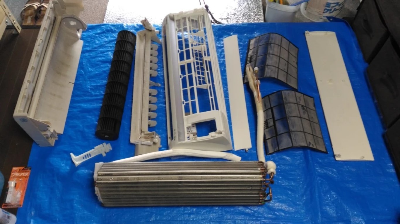 エアコン脱着・完全分解クリーニング専門店 エアクリ