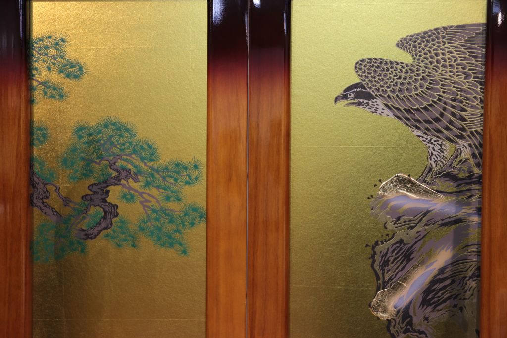 徳川家康 兜飾り 松鷹屏風 五月人形 | 味岡人形ショッピング