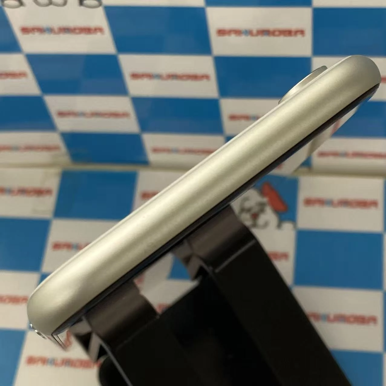 iPhoneXR 64GB ホワイト MT032J/A AU版SIMフリージャンク品 | 中古