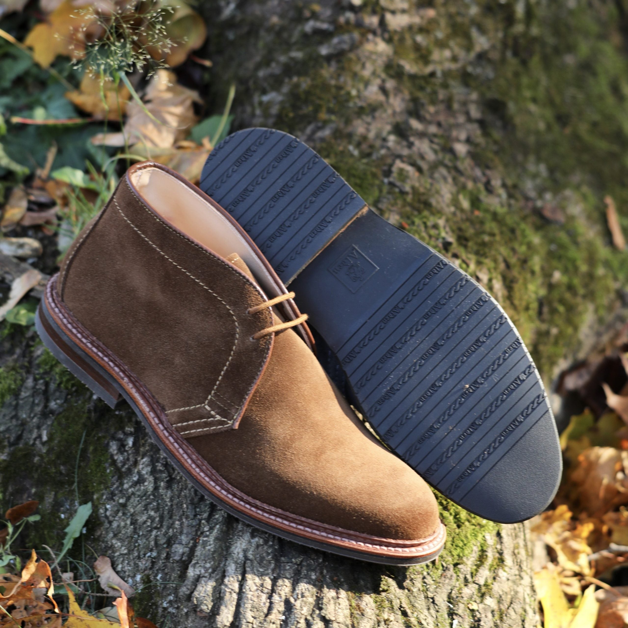 1593L - Chukka Boot with L3 Sole in Snuff Suede – ALDEN SHOES