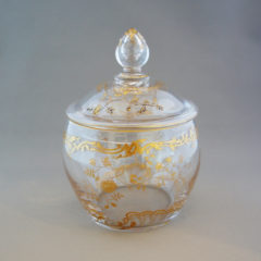 オールドバカラ「金彩 花文様 蓋物」《アンティックかとう》