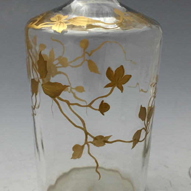 オールドバカラ「金彩 草花文 リキュールセット トレー付き