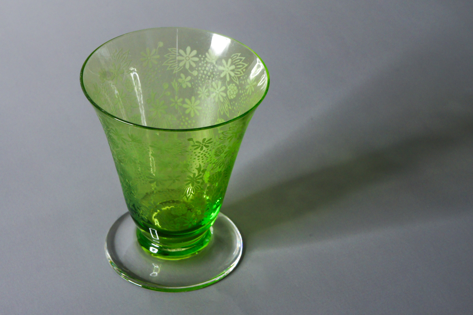 オールドバカラ「エリザベート ELISABETH グラス 高さ8.5cm （グリーン