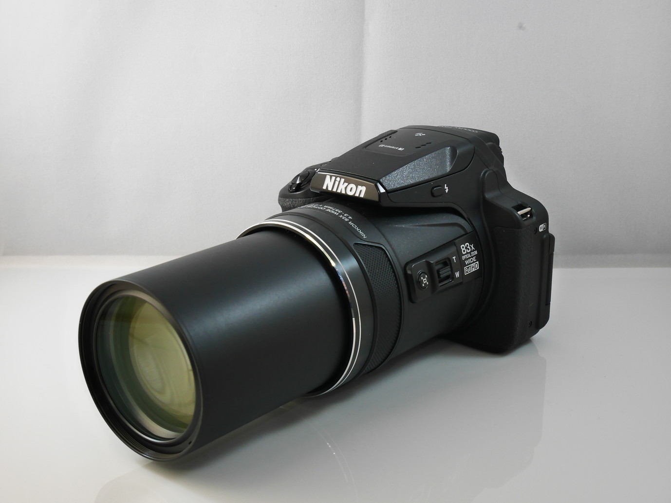 実機レビュー】最高クラスの光学倍率 83倍 『Nikon COOLPIX P900』体験