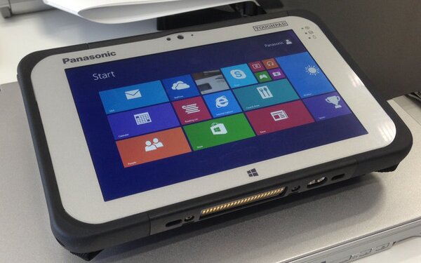 ASCII.jp：防水防塵150cm落下対応の7型タブレット「TOUGHPAD FZ-M1」