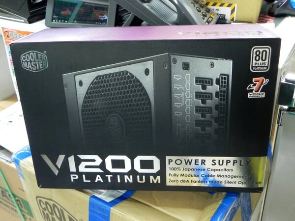 ASCII.jp：7年保証の1200W PLATINUM認証電源がCooler Masterから発売