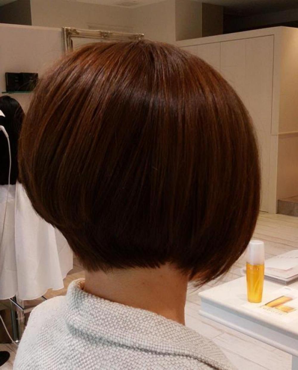 アシンメトリーショートボブ｜ヘアカタログ Ash 武蔵小杉店 細川