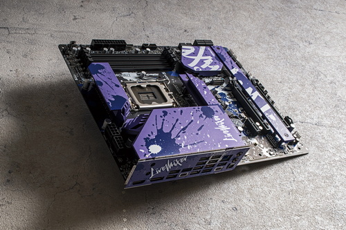 ストリーマー向け”という新ジャンルを開拓、即大ヒット！ASRock「Z790