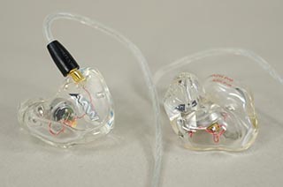 ミニレビュー】3万円台の“俺専用”イヤフォンに満足。AAW「A2H Pro