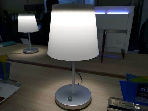 CES 2020】光触媒利用の空気清浄機「puripot」に、壁掛け型とスタンド