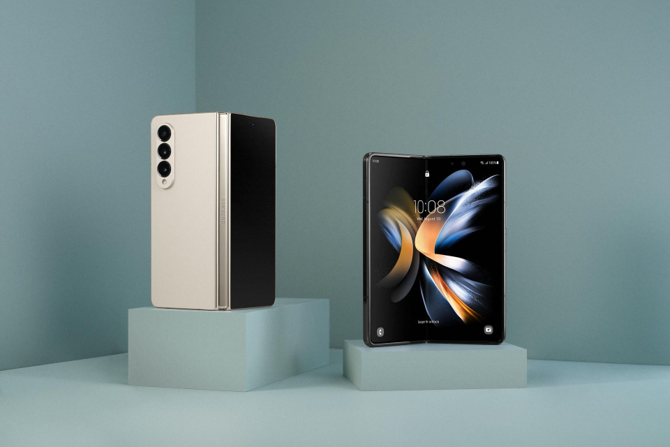 サムスンから「Galaxy Z Fold4」、より薄くAndroid 12Lで大画面の体験