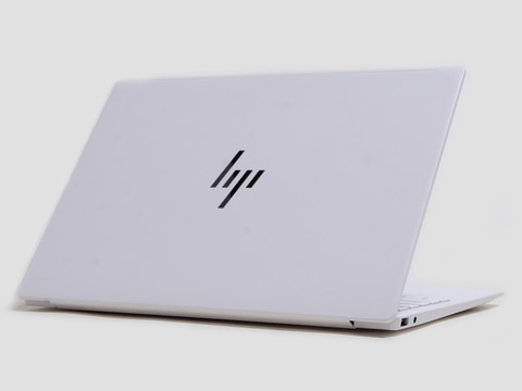 西川和久の不定期コラム】Ryzen AI搭載で1kg切り！の軽量モバイル