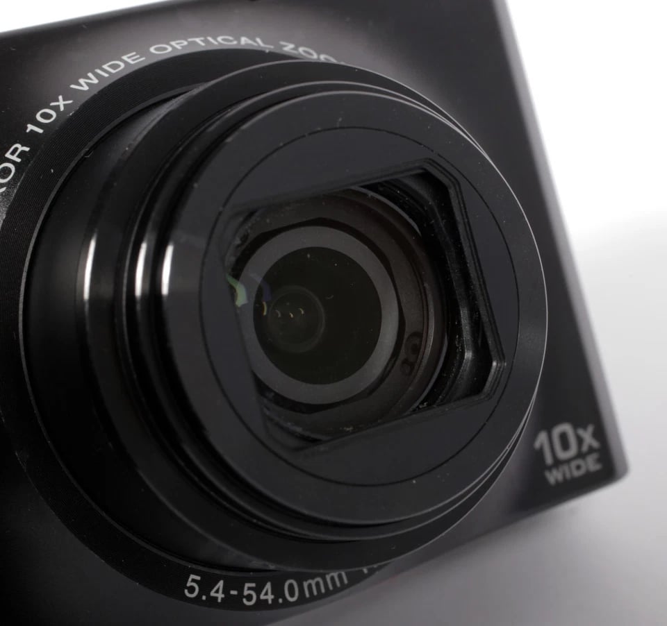 Nikon Coolpix S8000 advanced compact digital camera + battery +