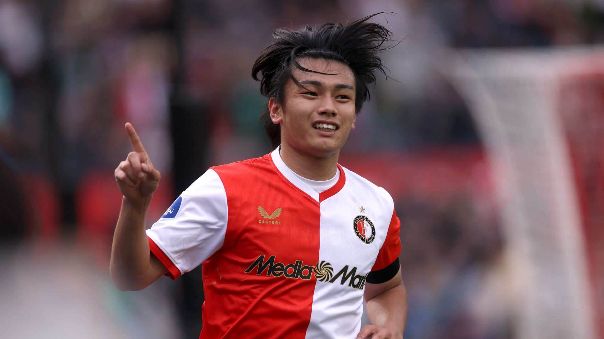 上田綺世、リーグ開幕から3試合連続ゴール！さらに退場も誘発で日本