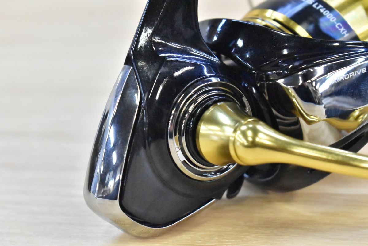 ダイワ 23 レガリス LT4000-CXH DAIWA Legalis スピニングリール