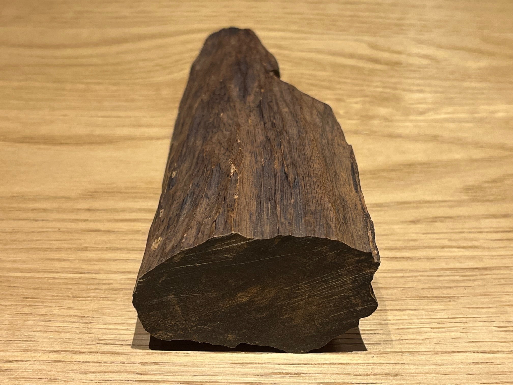 5月の推奨香木は最上質のインドネシア（カリマンタン）産沈香の佐曾羅