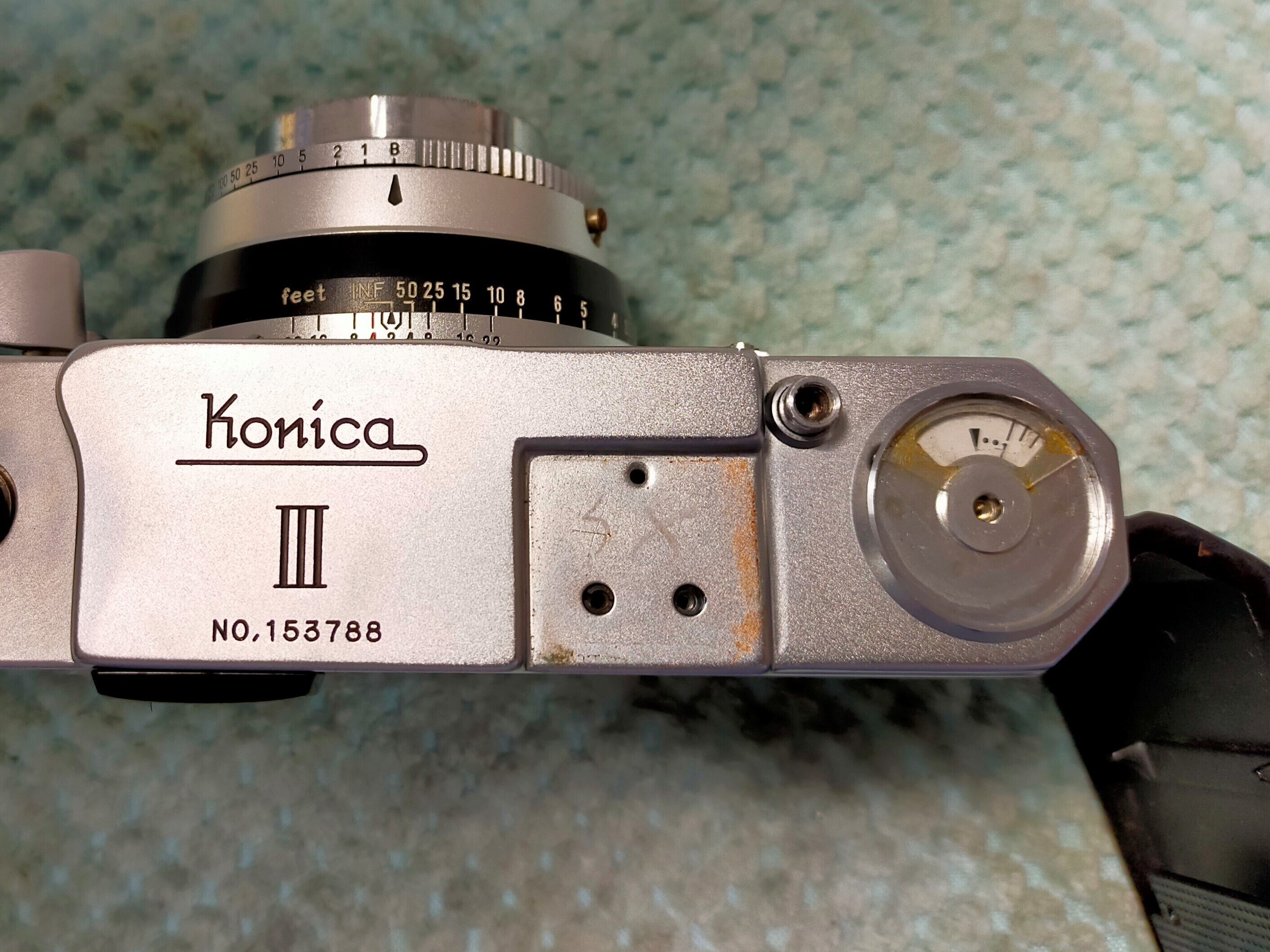 コニカ IIIの分解｜フィルムカメラ修理のアクアカメラ