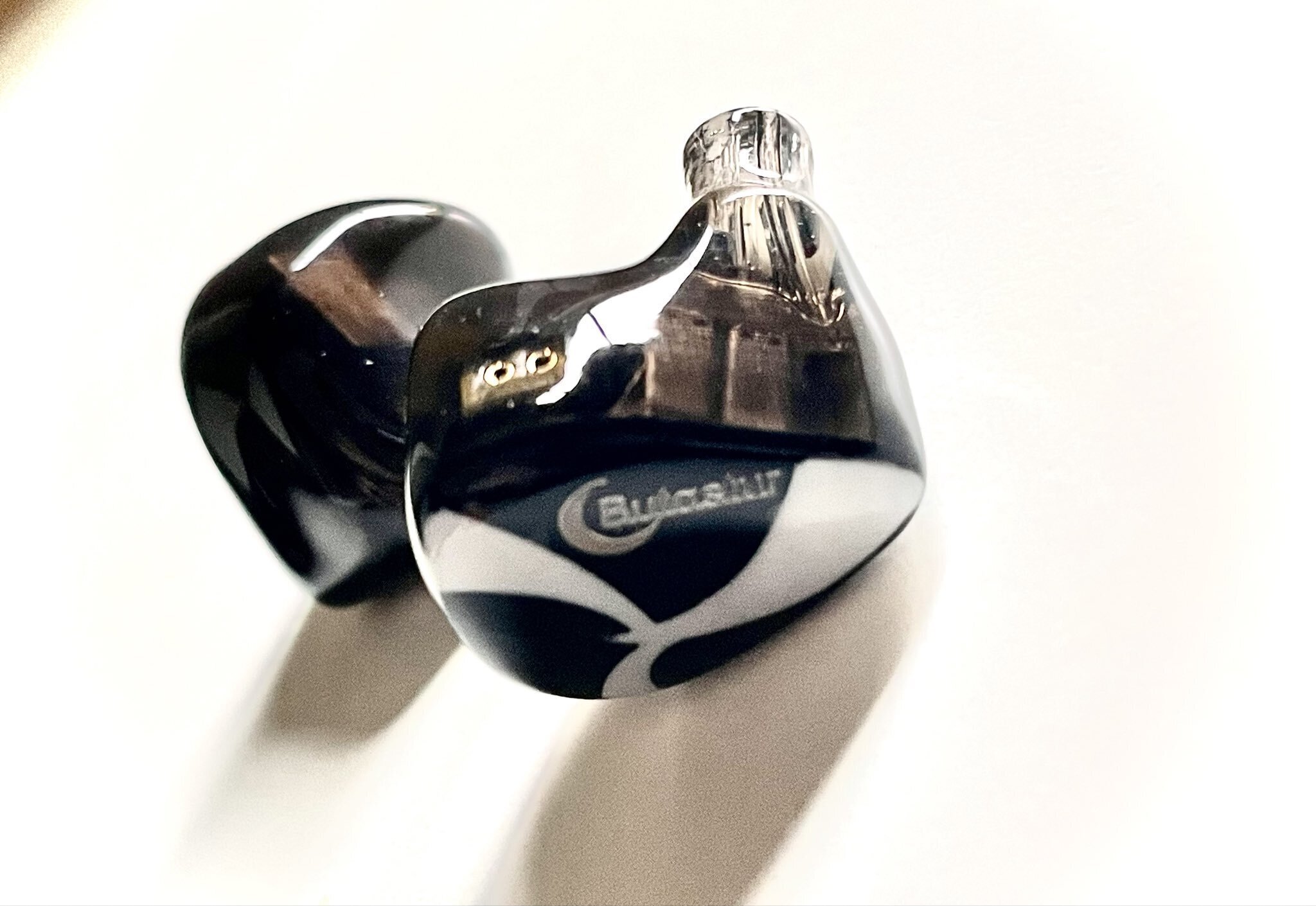 息をするイヤホン】Night Oblivion Butastur【戌亥とこ】｜姉守ラヴ