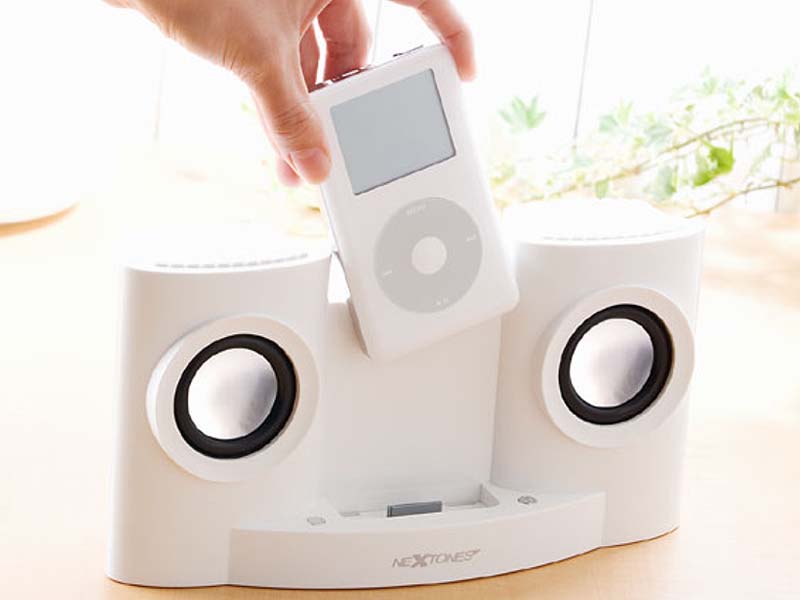 ネクストワンズ、クレードル型のiPod用スピーカー