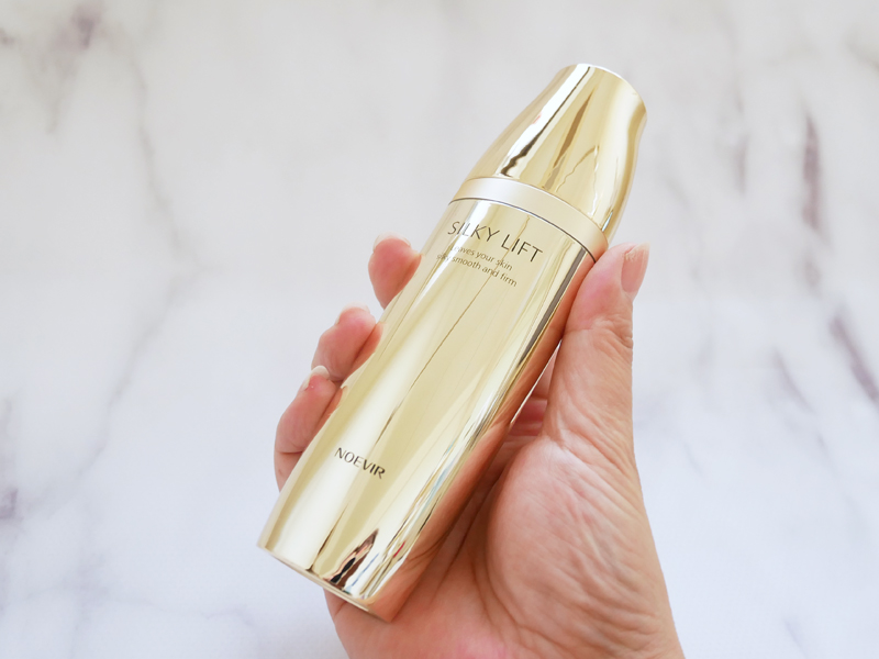 希少なゴールデンシルクエキス配合美容液「ノエビア シルキーリフト