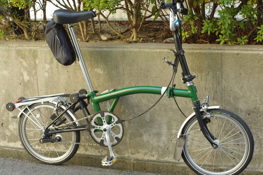 DAHON K3 リアハブ交換作業でした。 – Bici Termini