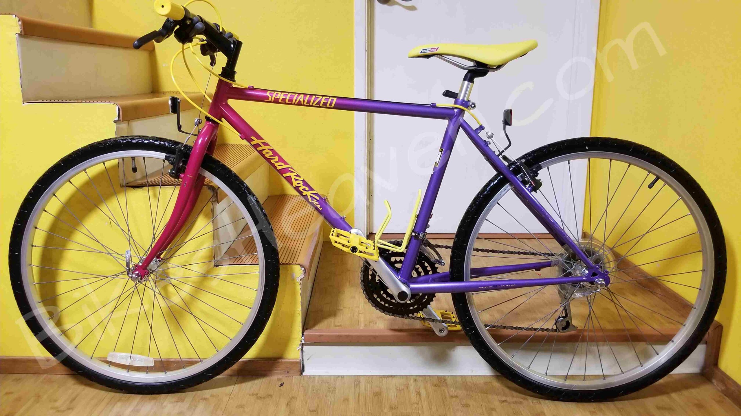 1992 Specialized Hardrock Ultra 18 violet cranberry - Bikes Heaven