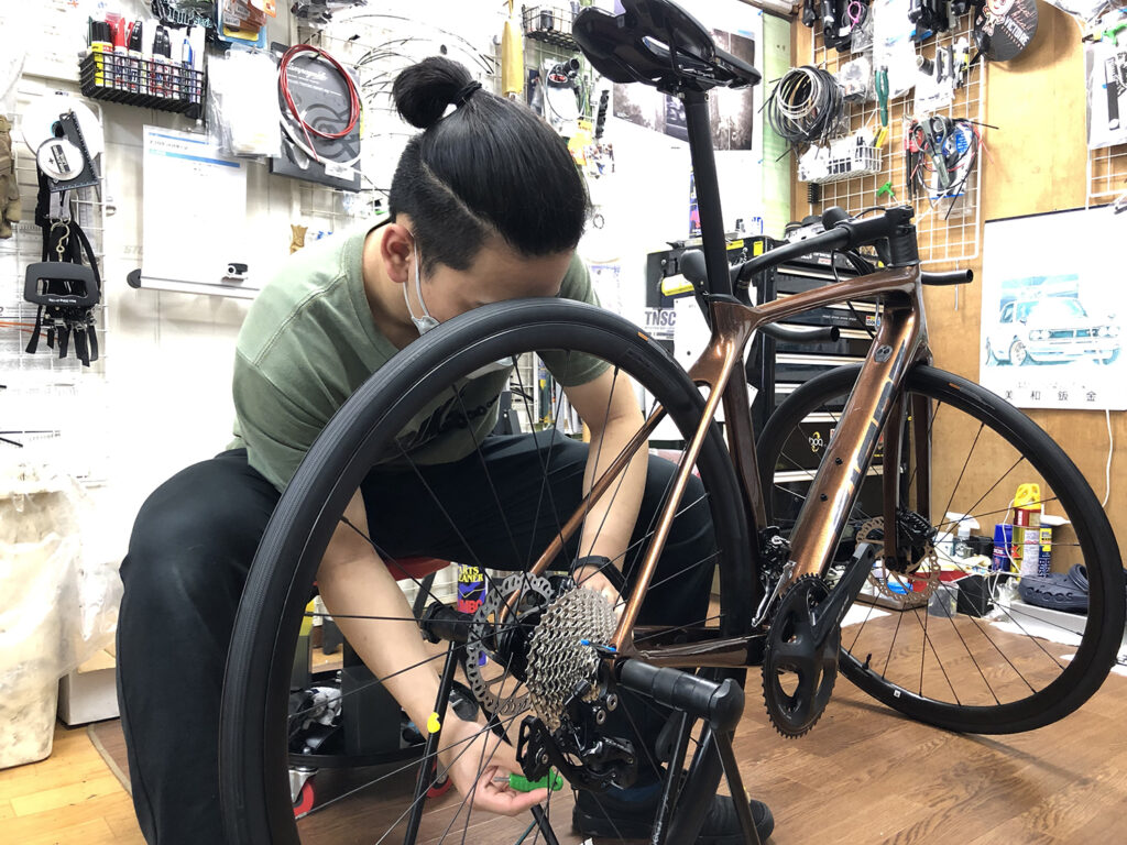 GIANT TCR ADVANCED 2 DISC KOM 2022年モデル組み立てました