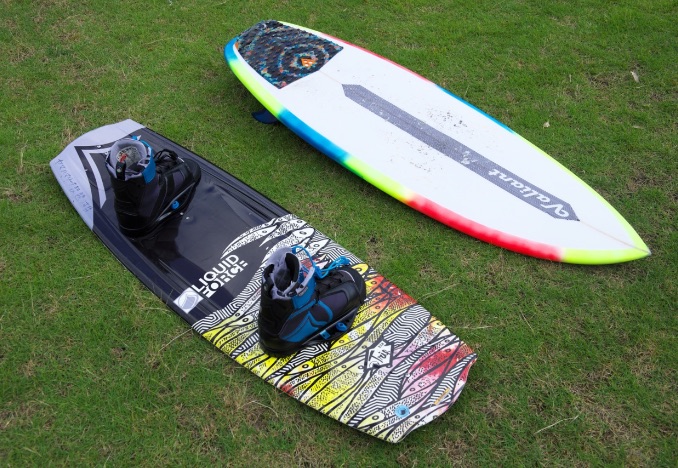 ウェイクサーフィンに挑戦 - ボートで遊ぼう｜【ボーティングJapan