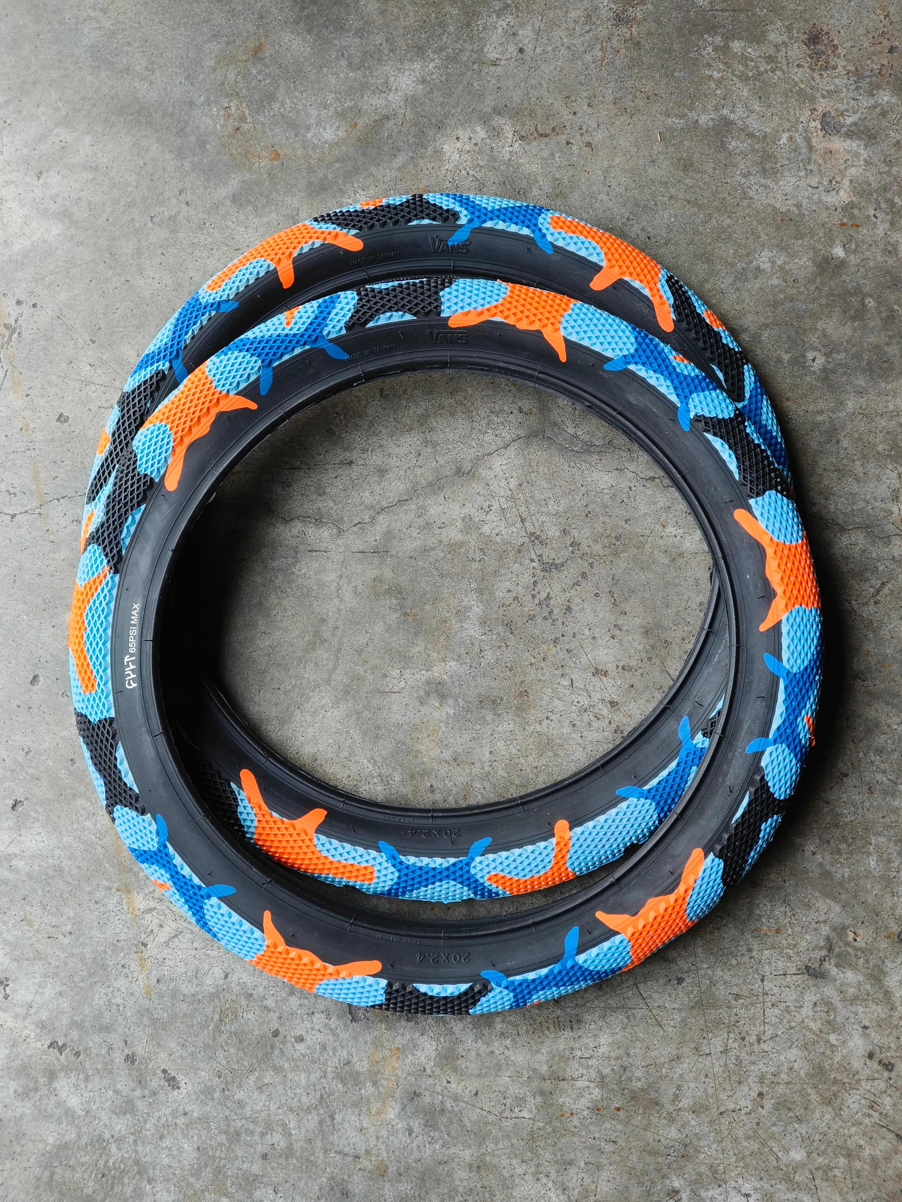 Cult x Vans BMX Tire 20 x 2.40