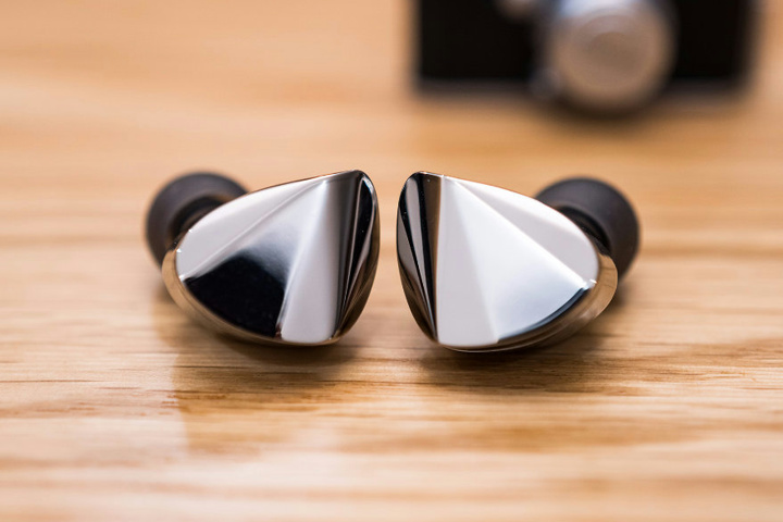 イヤホン】水月雨 『KXXS』 レビューチェック | ヲチモノ