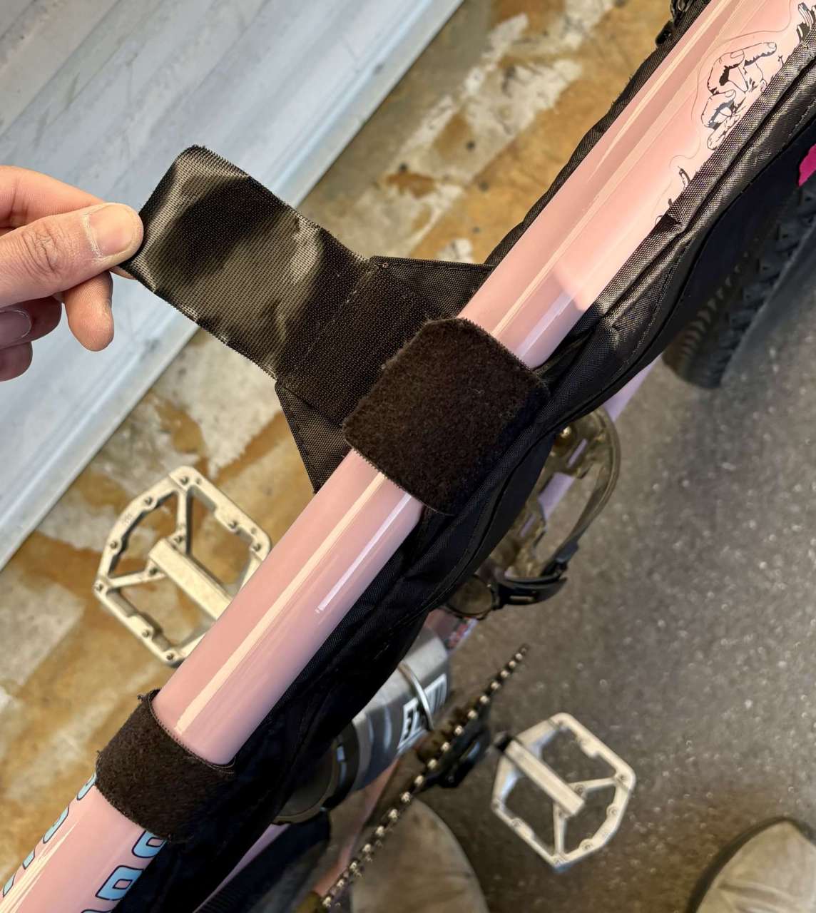 SWIFT INDUSTRIES* hold fast frame bag (ecopak/redwood) - BLUE LUG