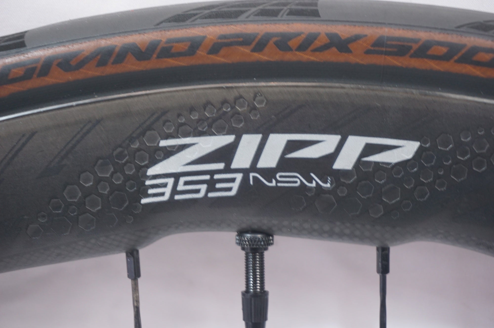 ZIPP 「ジップ」 353 NSW DISC シマノ11速 ホイールセット / 世田谷店