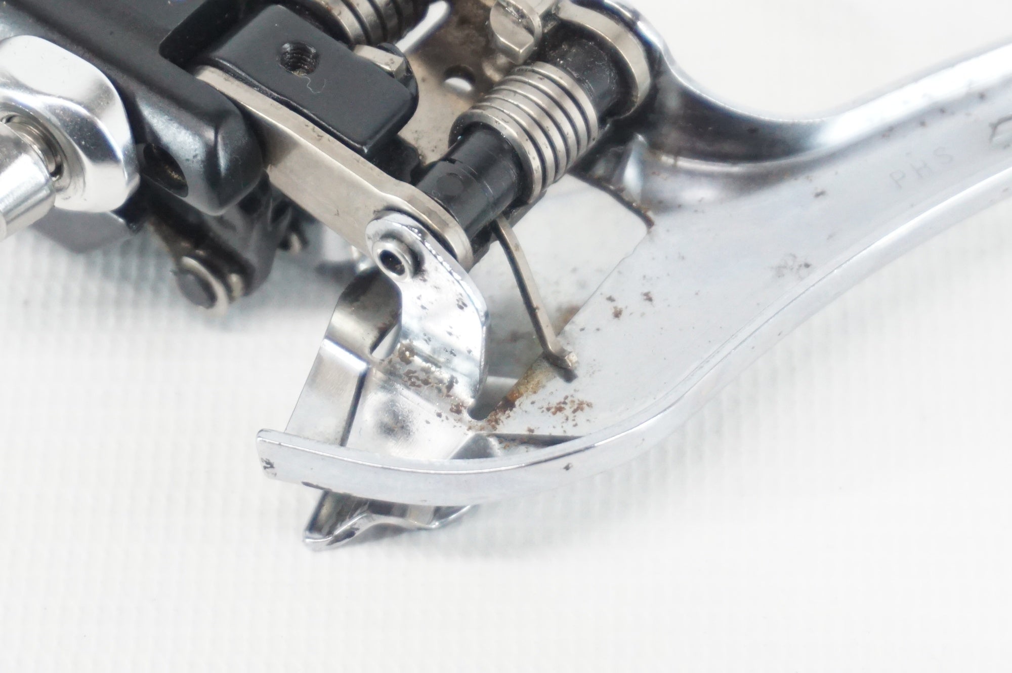 SHIMANO 「シマノ」 ULTEGRA FD-R8050 フロントディレイラー / 阪急