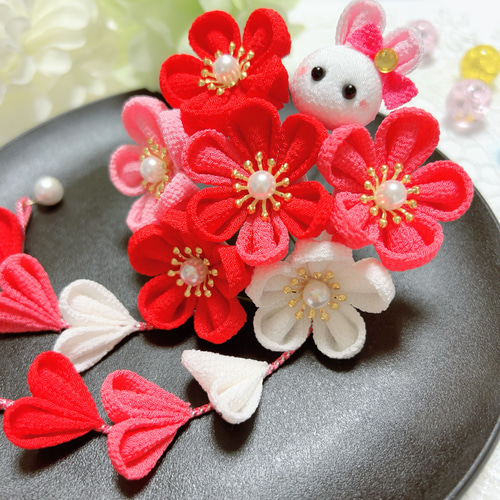 3日で発送 七五三 つまみ細工 髪飾り(赤 ピンク うさぎ)前撮り 3歳 7歳