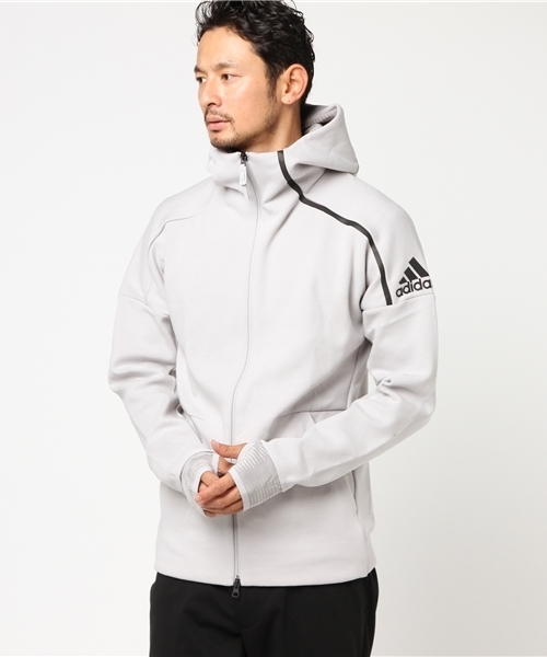 adidas（アディダス）の「M adidas Z.N.E PULSEフーディー［ZNE