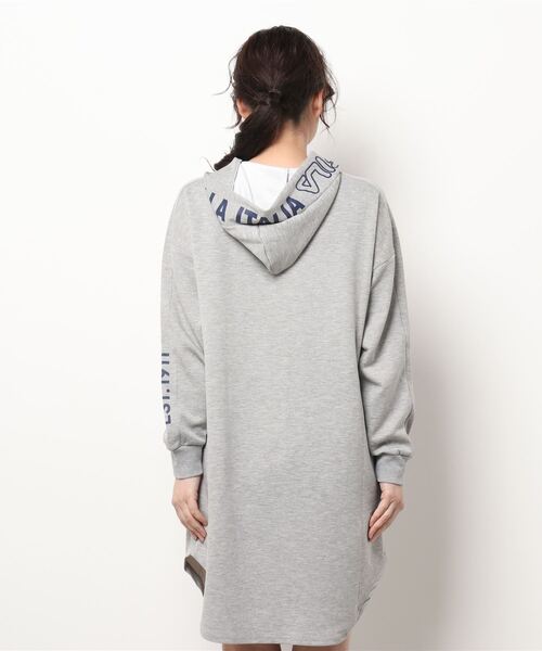 FILA（フィラ）の「FILA Vネックフードワンピース（ワンピース