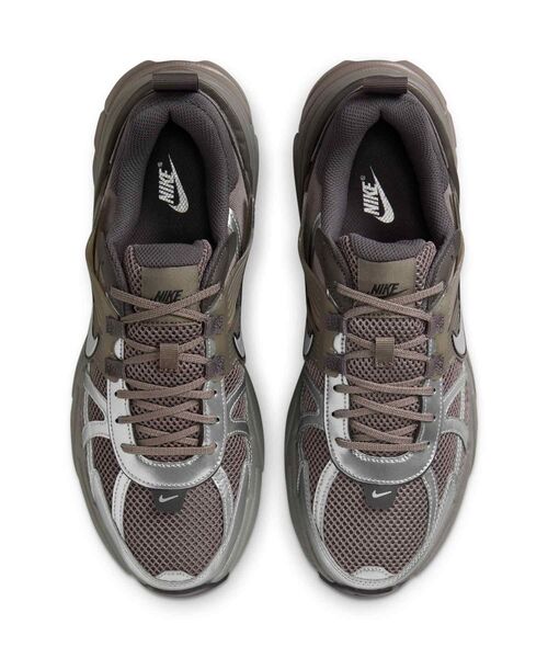 セール】ナイキ V2K ラン メンズシューズ / Nike V2K Run Men's Shoes