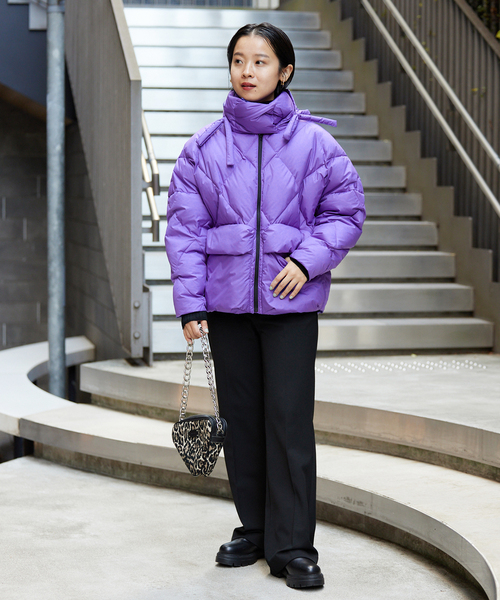 IENA（イエナ）の「カポック混ダウンフーディ（ダウンジャケット