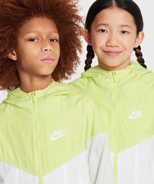 セール】ナイキ スポーツウェア ウィンドランナー ジュニア フーデッド