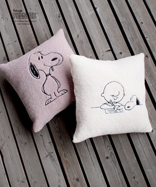 PEANUTS（ピーナッツ）｜クッション/クッションカバー一覧 - WEAR