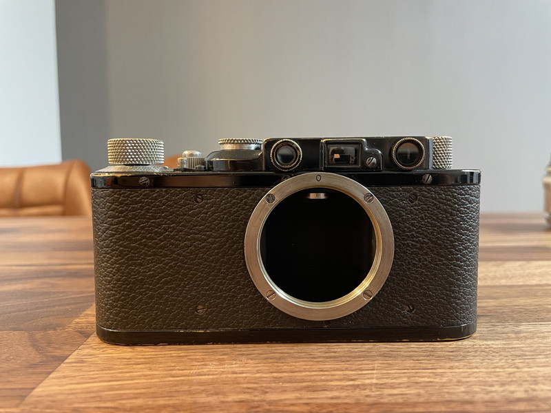 ブラックペイントに憧れてライカDⅡを買う – カメトリ